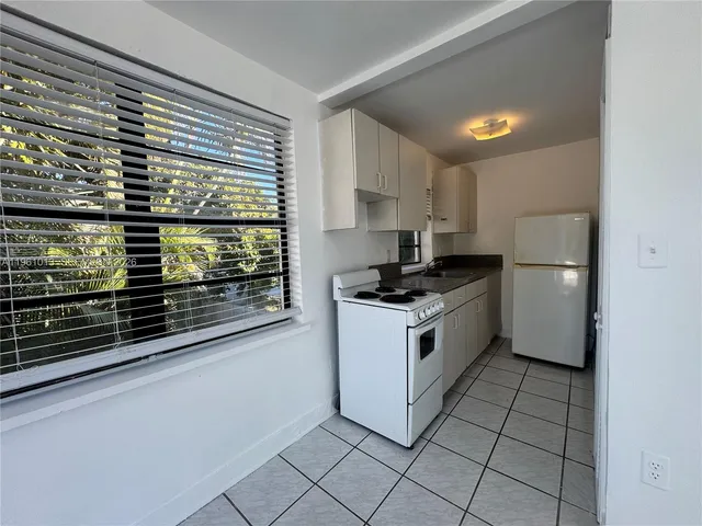 $799,000 | 2633 Southwest 34th Avenue, Miami, FL 33133