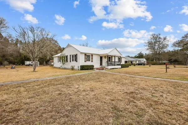 $349,900 | 154 Avalon Street, Nahunta, GA 31553