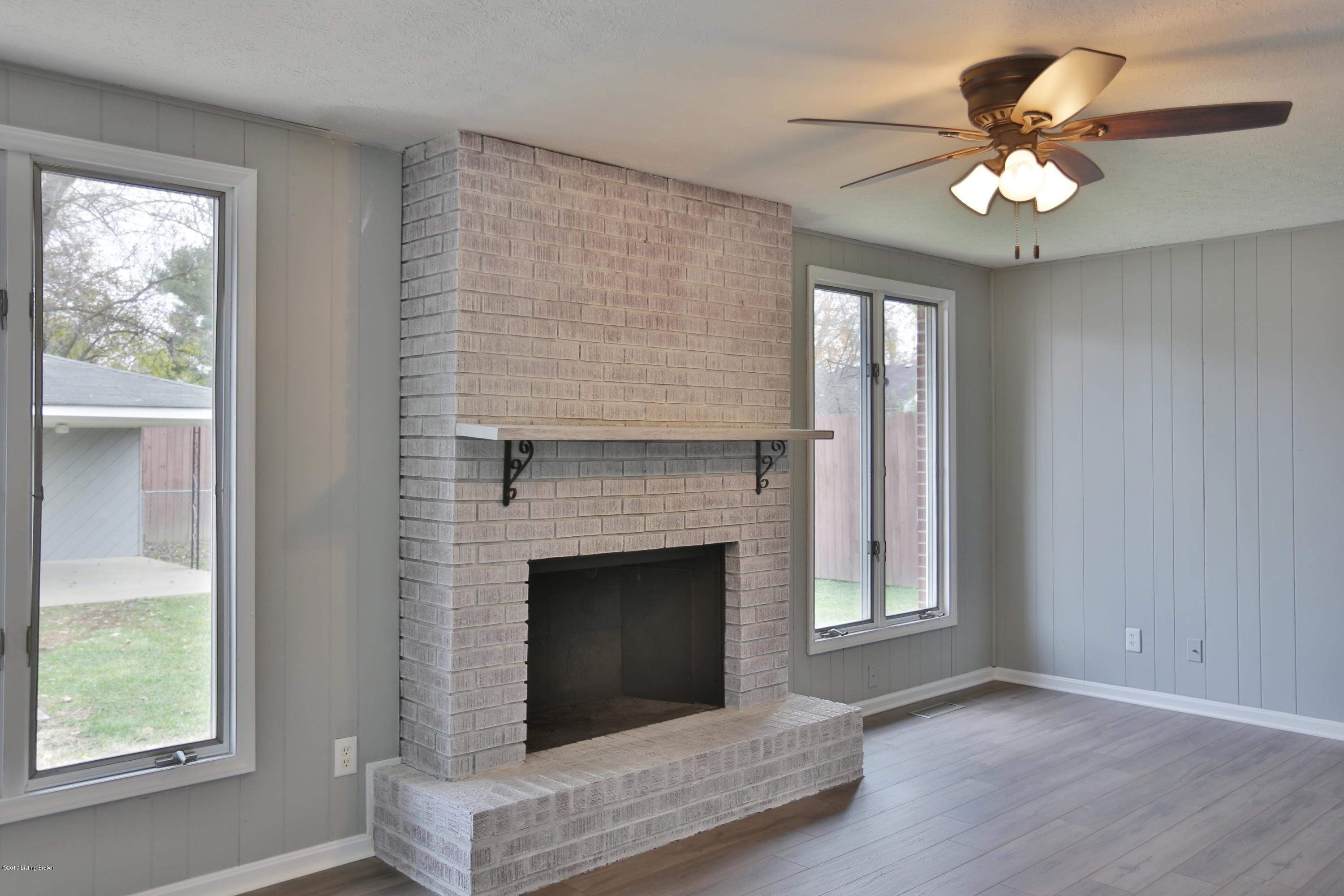 8275 Walker Road Louisville, KY 40258 - Photo 12 of 31 10