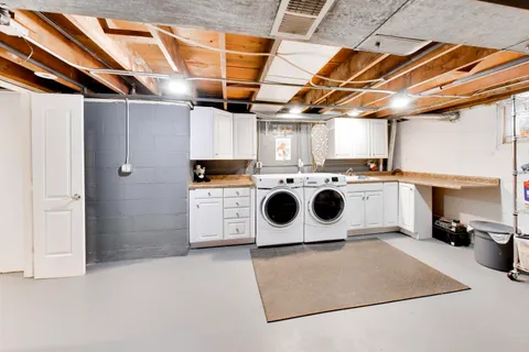 $524,999 | 479 North Elm Avenue, Elmhurst, IL 60126