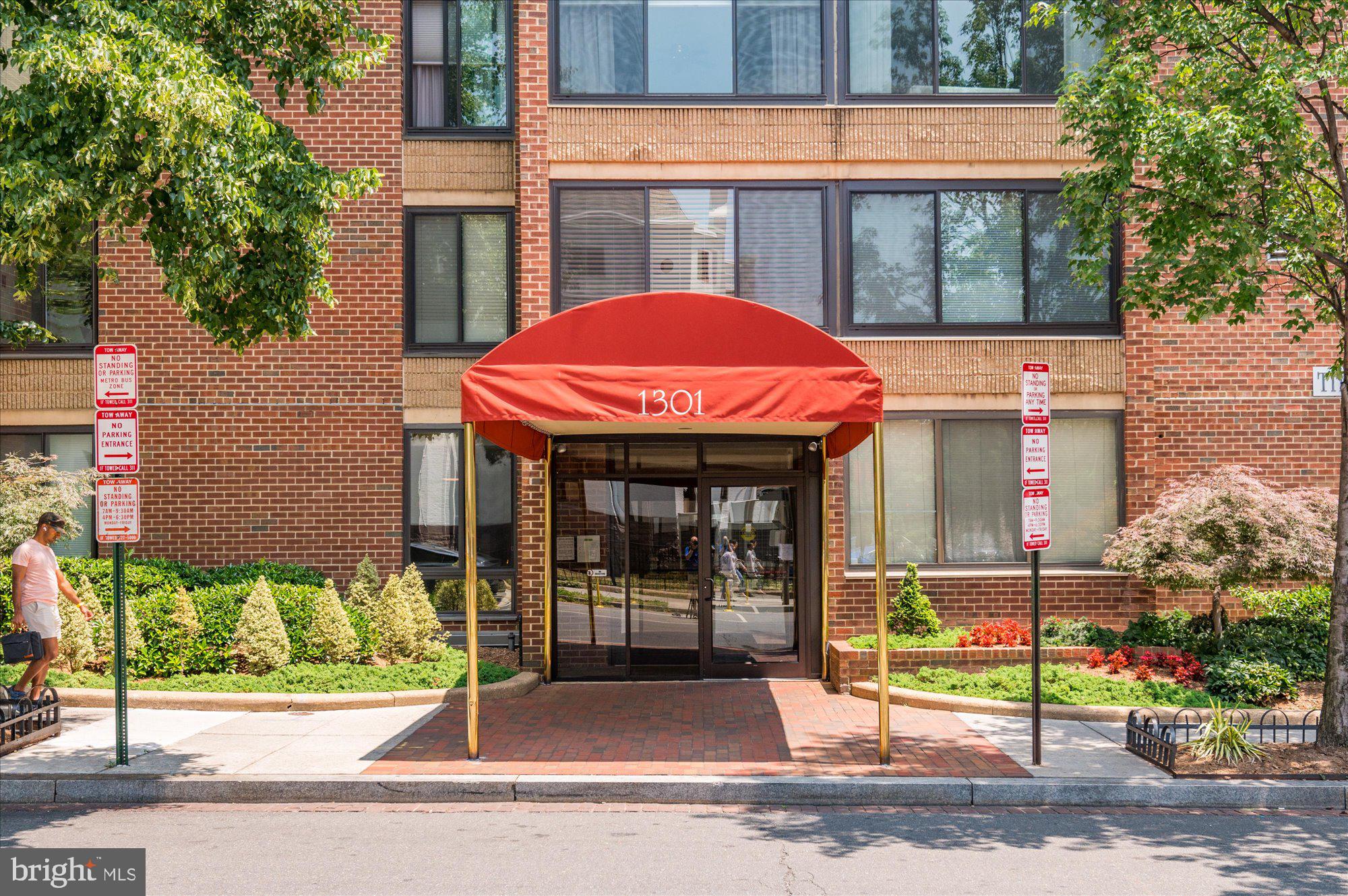 1301 20th Street Northwest, Unit 910 Washington, DC 20036 - Photo 2 of 37 Front Entrance