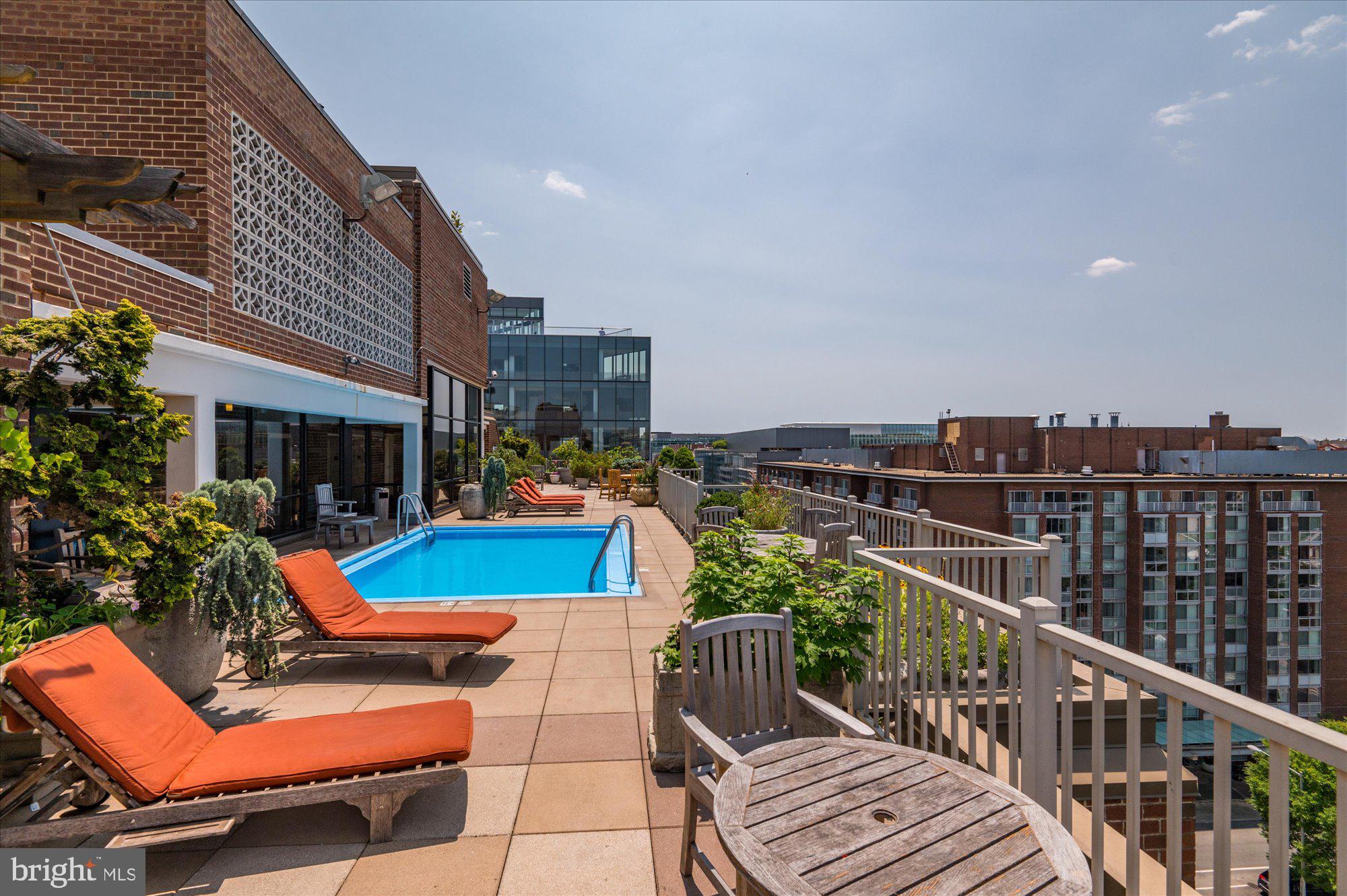 1301 20th Street Northwest, Unit 910 Washington, DC 20036 - Photo 27 of 37 Roof Pool