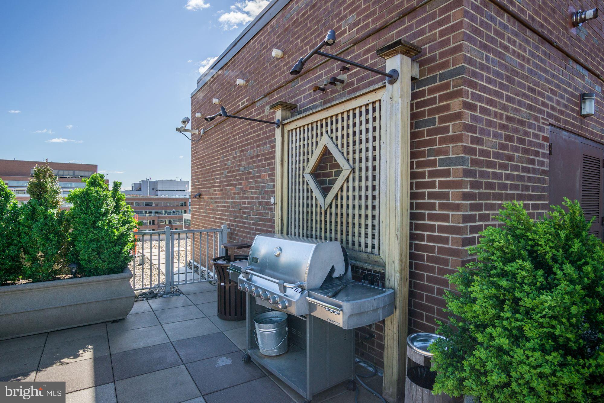 1301 20th Street Northwest, Unit 910 Washington, DC 20036 - Photo 35 of 37 Roof Deck