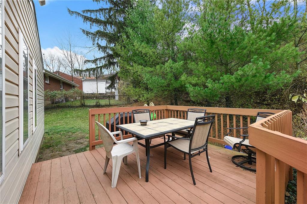 117 Parkedge Road Pittsburgh, PA 15220 - Photo 17 of 23 Gallery Image 17