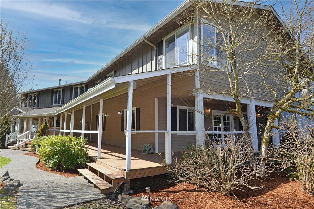 5383 Southeast Alpine Road Olalla, WA 98359 - Photo 6 of 37 Gallery Image 6