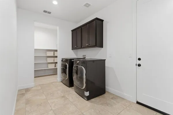 a view of building with yard