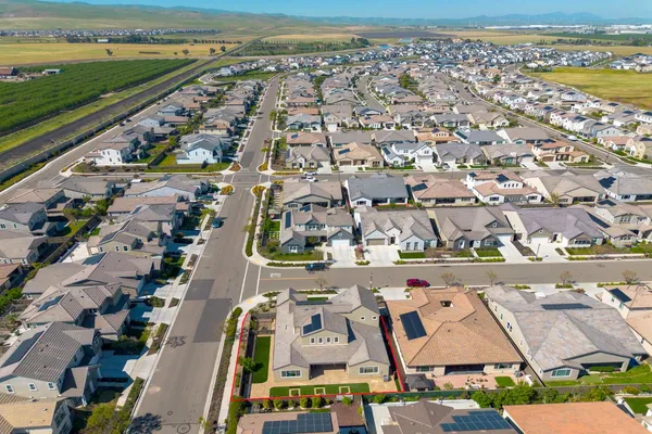 $1,150,000 | 4676 Ian Lane, Tracy, CA 95377