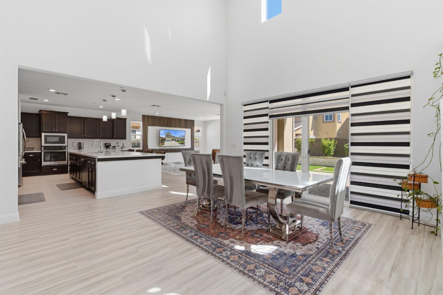 4676 Ian Lane Tracy, CA 95377 - Photo 10 of 61