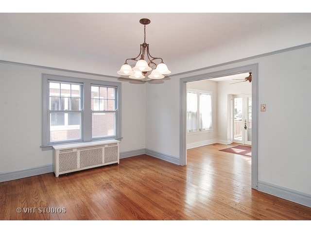 174 Akenside Road Riverside, IL 60546 - Photo 7 of 22