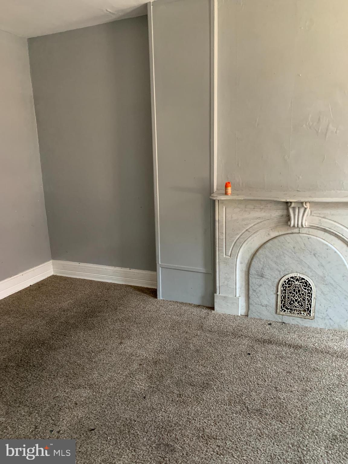 712 Dolphin Street Baltimore, MD 21217 - Photo 2 of 21