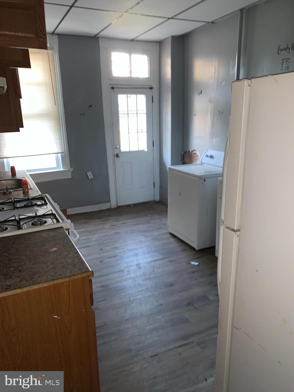 712 Dolphin Street Baltimore, MD 21217 - Photo 6 of 21