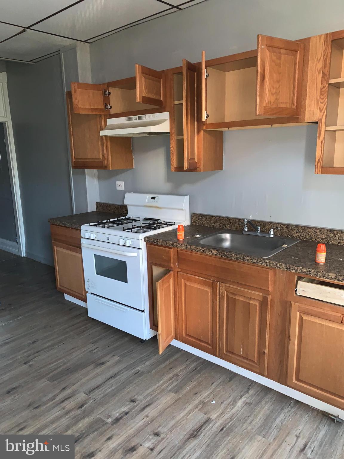 712 Dolphin Street Baltimore, MD 21217 - Photo 7 of 21