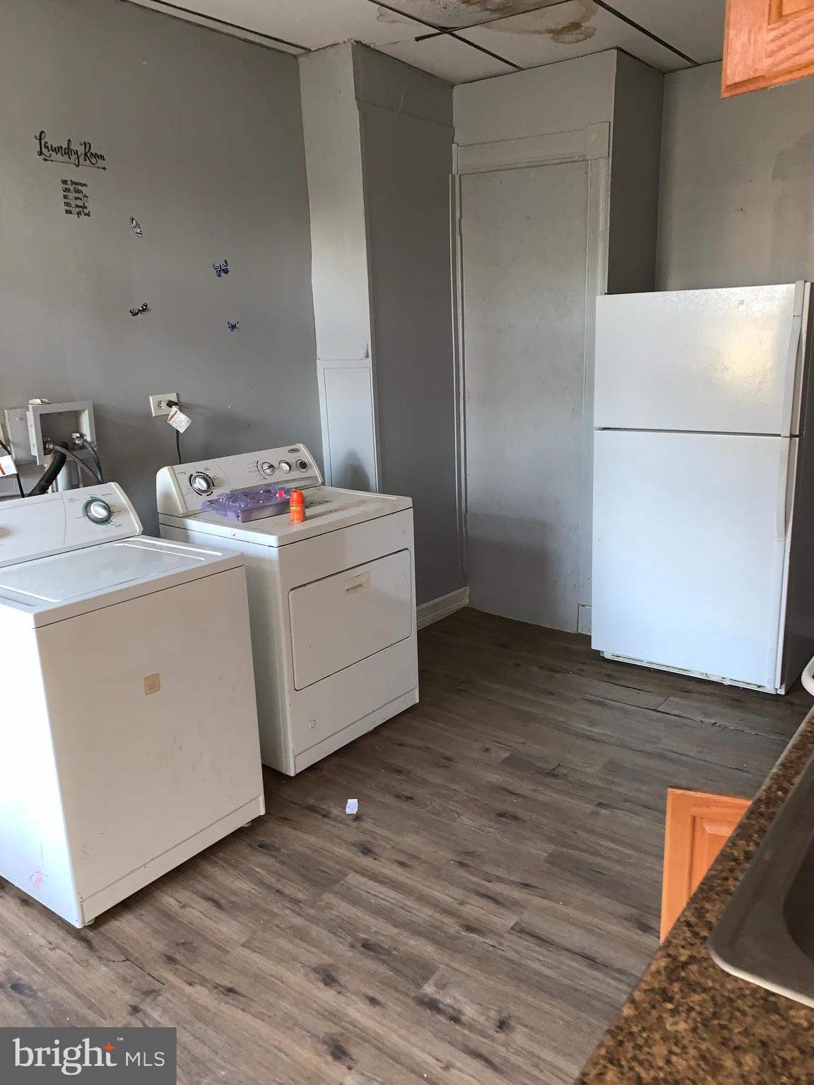 712 Dolphin Street Baltimore, MD 21217 - Photo 8 of 21