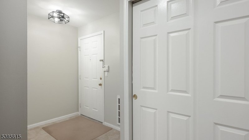 91 Jamestown Road Bernards, NJ 07920 - Photo 2 of 13