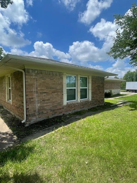 9517 Merritt Road Rowlett, TX 75089 - Photo 4 of 38