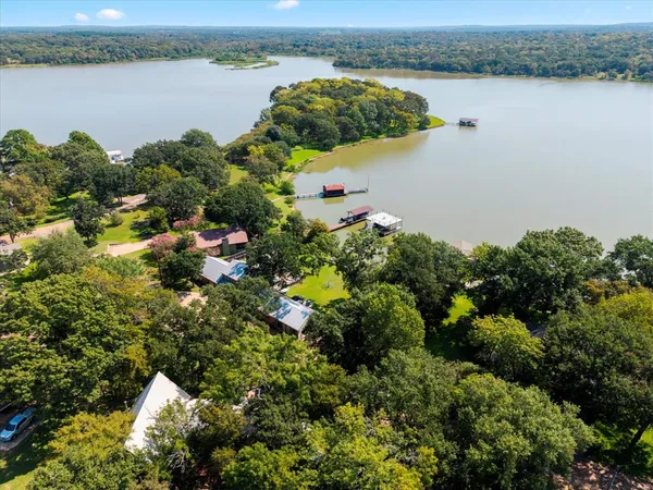 $979,000 | 5324 Shady Lane, Malakoff, TX 75148