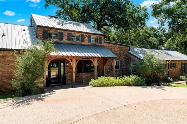 $979,000 | 5324 Shady Lane, Malakoff, TX 75148