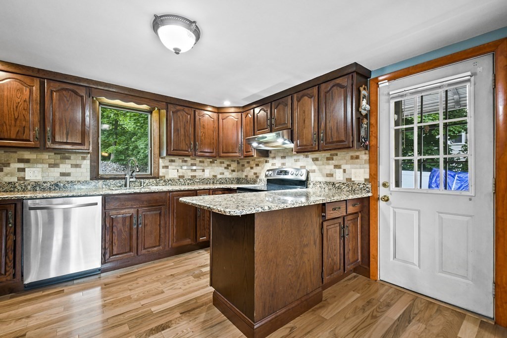 1 Depot Road Oxford, MA 01540 - Photo 5 of 29 Gallery Image 5