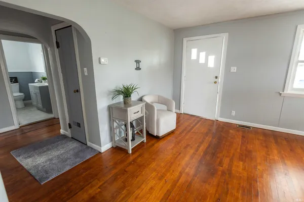 $145,000 | 844 West Frank Street, Mitchell, IN 47446