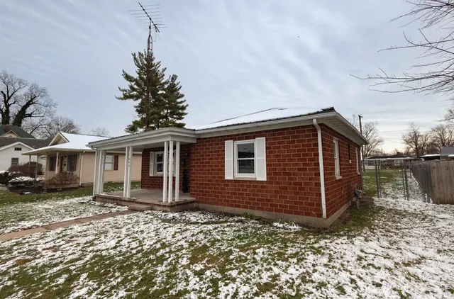 $150,000 | 844 West Frank Street, Mitchell, IN 47446
