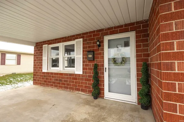 $145,000 | 844 West Frank Street, Mitchell, IN 47446