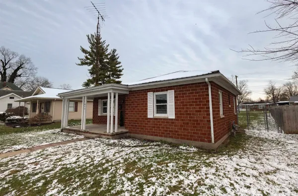 $145,000 | 844 West Frank Street, Mitchell, IN 47446