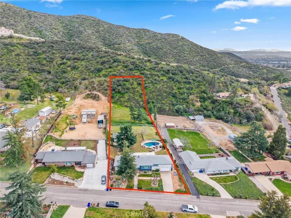 $885,000 | 36289 Panorama Drive, Yucaipa, CA 92399