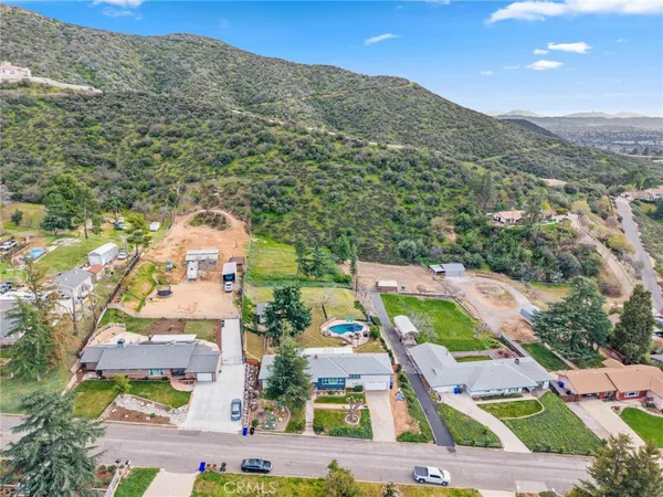 $885,000 | 36289 Panorama Drive, Yucaipa, CA 92399