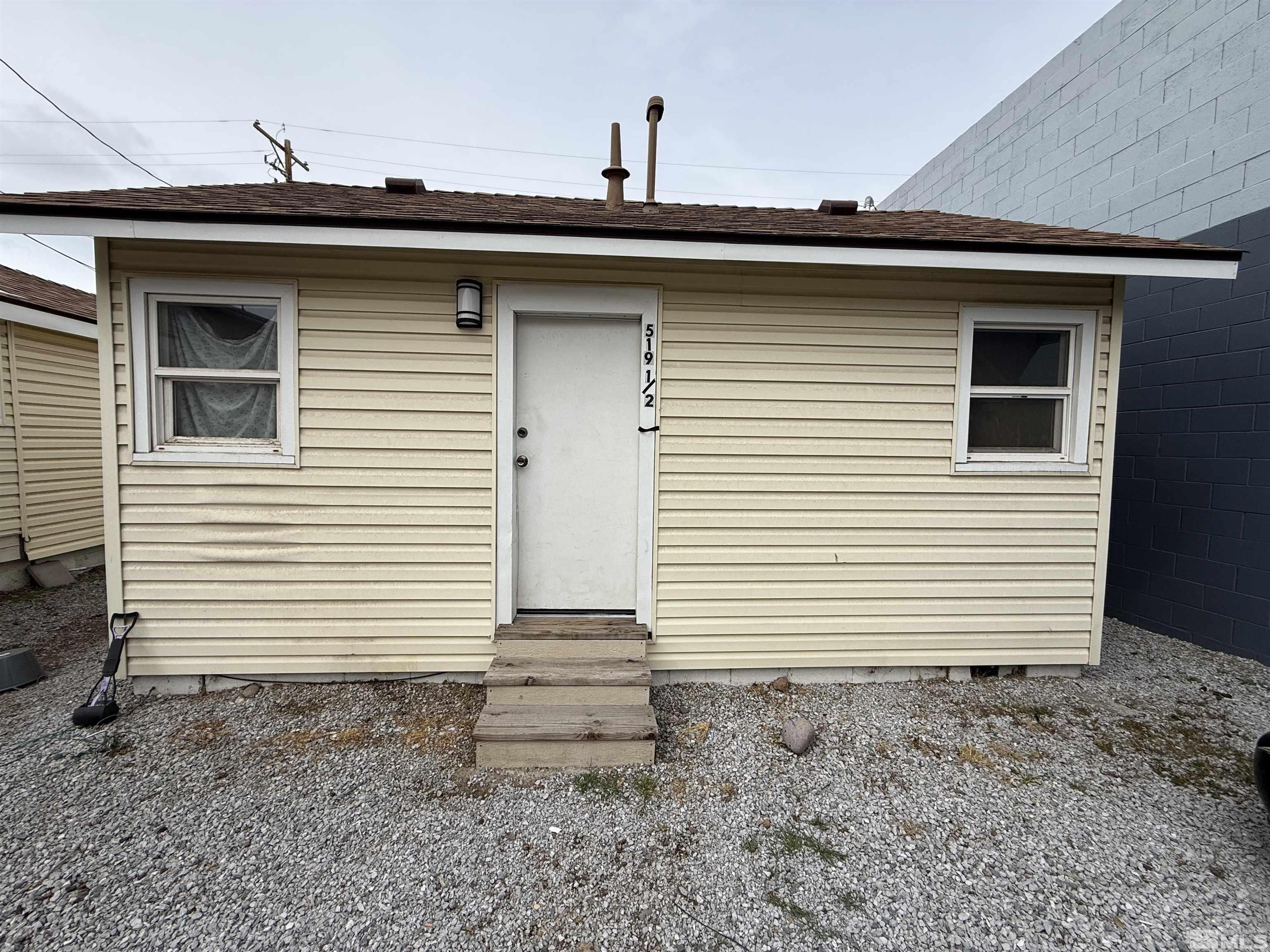 519 Elko Avenue Reno, NV 89512 - Photo 16 of 18