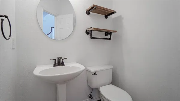 $3,395 | 17744 Knollmeadow Lane, Dallas, TX 75287