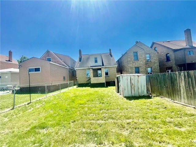 $129,000 | 188 West Schwab Avenue, Homestead, PA 15120