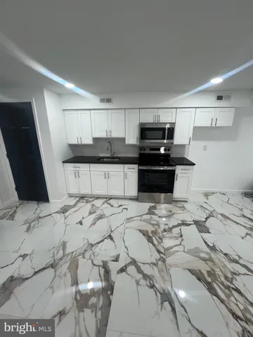 $1,200 | 5709 Spruce Street, Philadelphia, PA 19139