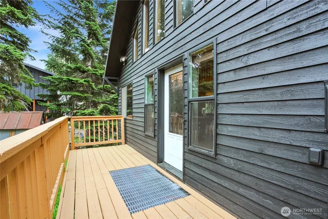 $725,000 | 1051 Yellowstone Snoqualmie Pass, Snoqualmie Pass, WA 98068