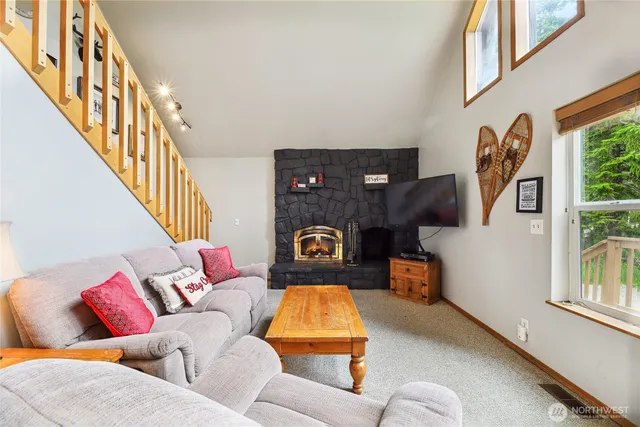 $725,000 | 1051 Yellowstone Snoqualmie Pass, Snoqualmie Pass, WA 98068