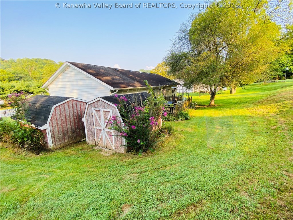 559 Charleston Road Point Pleasant, WV 25550 - Photo 29 of 34 Gallery Image 29