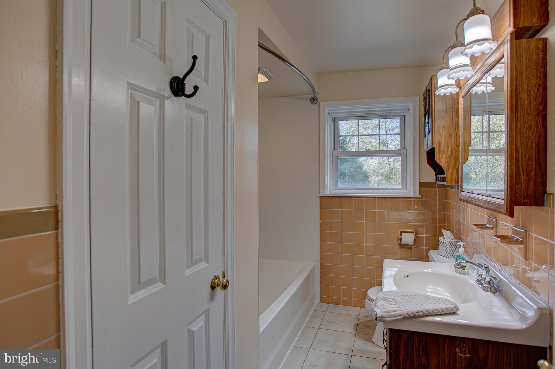 259 Church Road Mohnton, PA 19540 - Photo 12 of 26 Main Floor Bathroom
