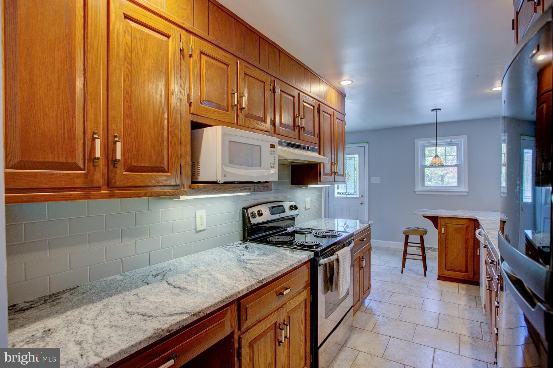 259 Church Road Mohnton, PA 19540 - Photo 9 of 26 Kitchen