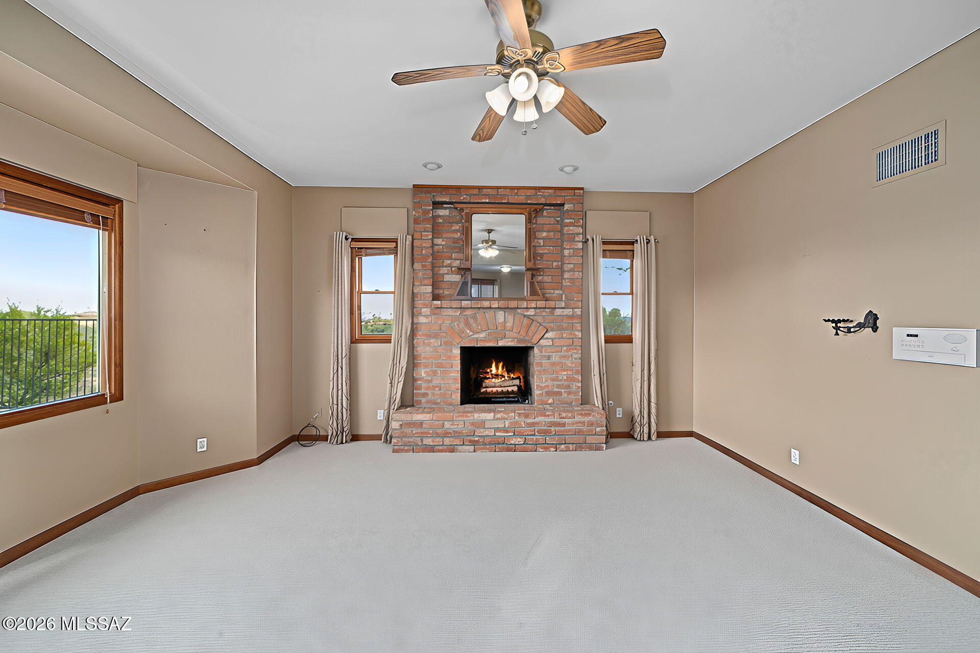 3380 South Hunters Run Tucson, AZ 85730 - Photo 11 of 47 Family Room-A