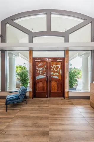 $4,950 | 1516 East Lake Woodlands Parkway, Oldsmar, FL 34677