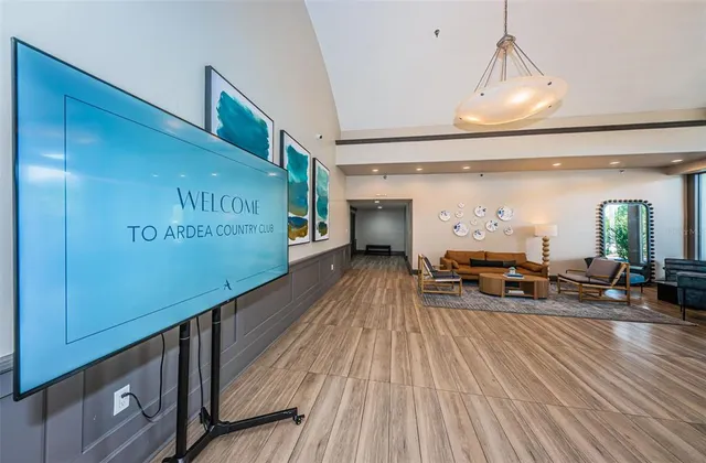 $4,950 | 1516 East Lake Woodlands Parkway, Oldsmar, FL 34677