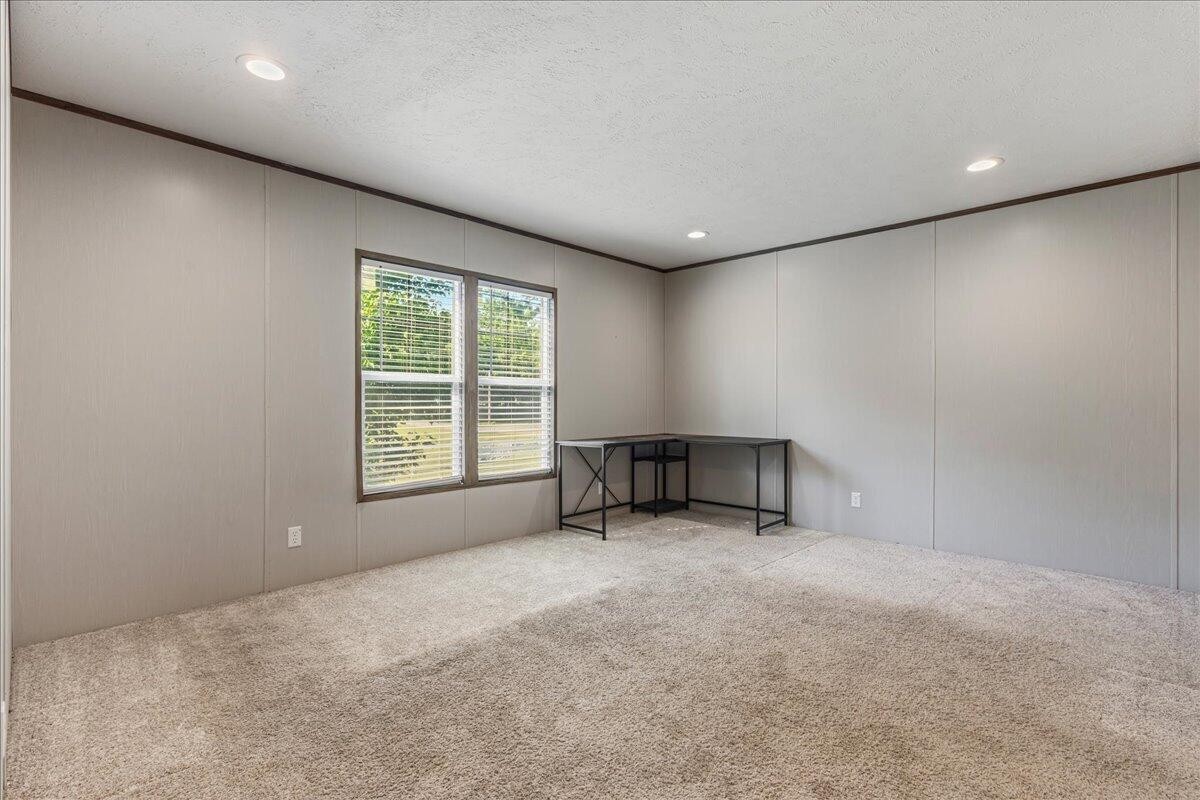403 West Bank Street Athens, TN 37303 - Photo 7 of 24