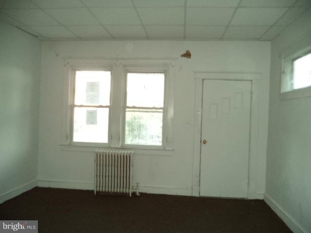 404 Walcott Road Baltimore, MD 21206 - Photo 4 of 16 Living Room