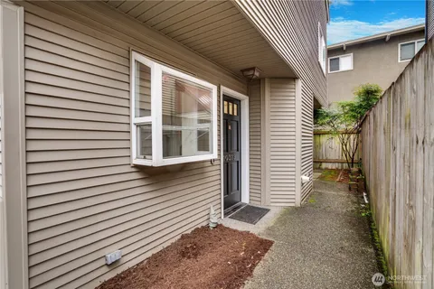 $585,000 | 10319 Midvale Avenue North, Unit A, Seattle, WA 98133