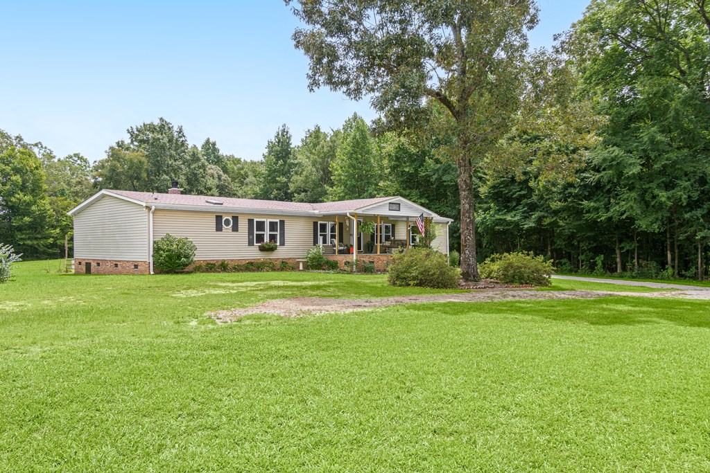 237 Bulls Horne Road Abbeville, SC 29620 - Photo 2 of 32