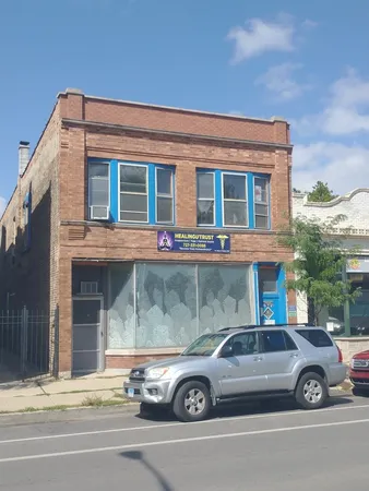$2,395 | 3646 West Wrightwood Avenue, Unit 2, Chicago, IL 60647