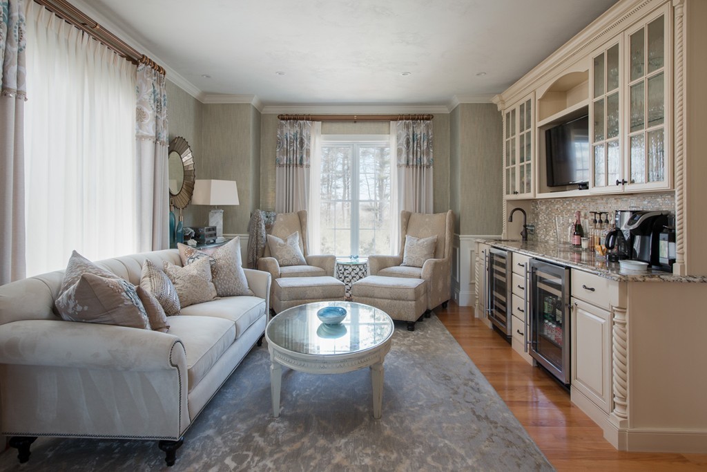 17 Connelly Hill Road Hopkinton, MA 01748 - Photo 11 of 30 Gallery Image 11