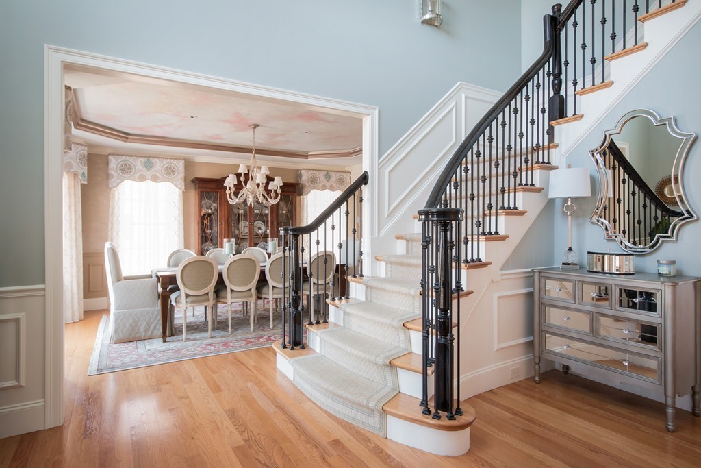17 Connelly Hill Road Hopkinton, MA 01748 - Photo 8 of 30 Gallery Image 8