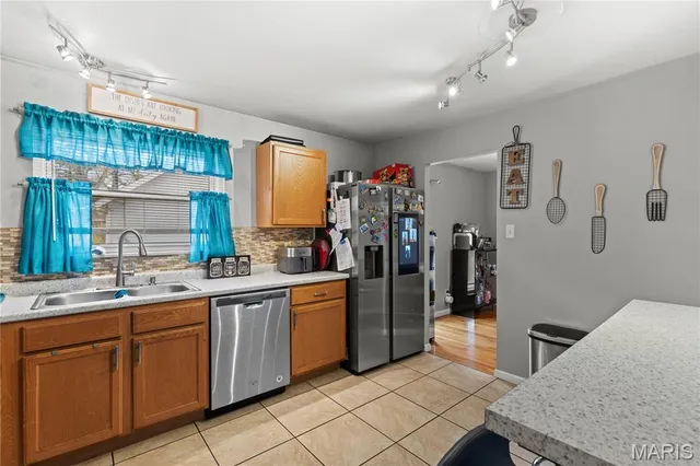 $220,000 | 29 Brixworth Court, Black Jack, MO 63033