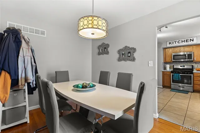 $220,000 | 29 Brixworth Court, Black Jack, MO 63033