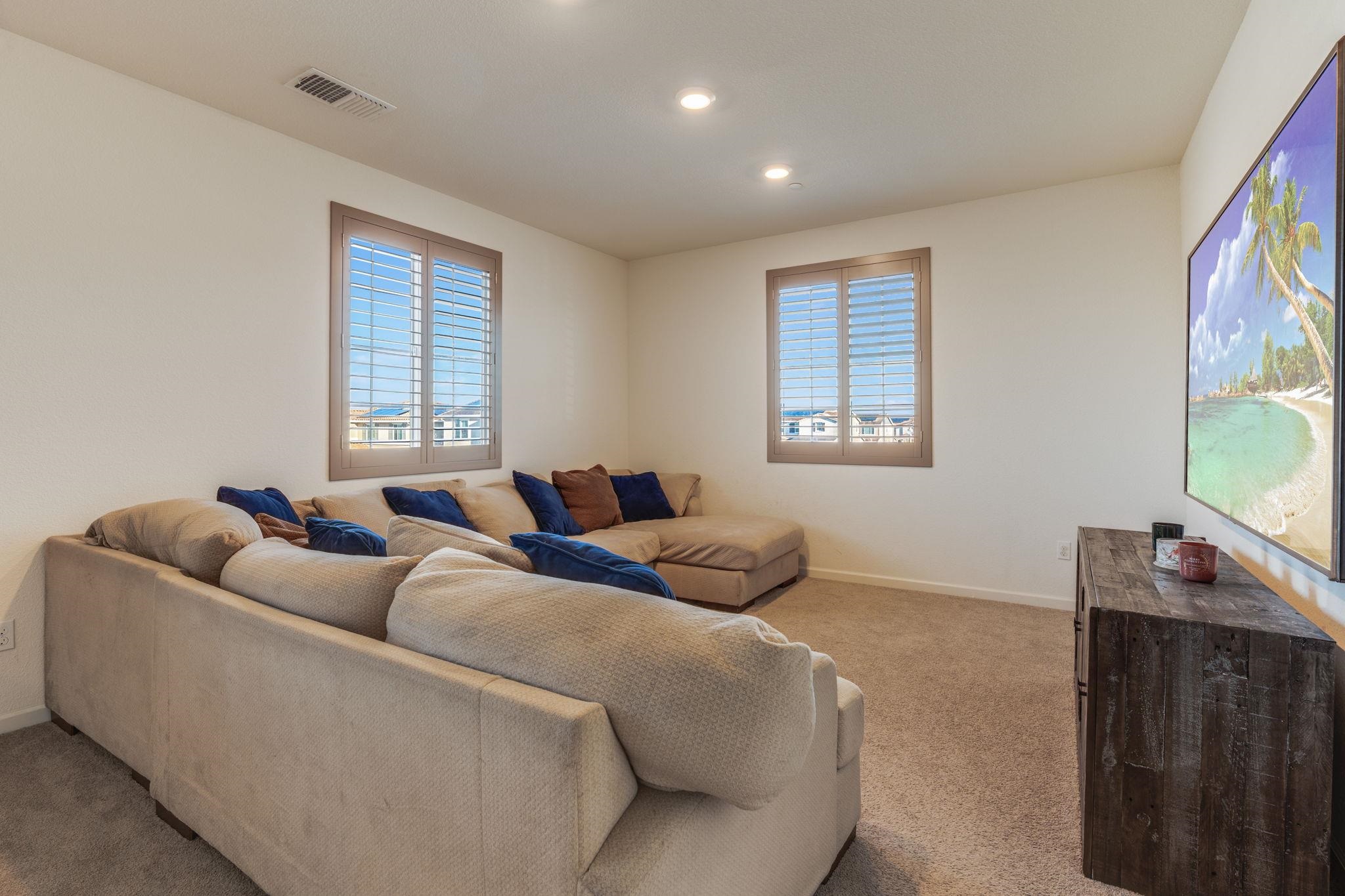 1305 Stark Bridge Road Lincoln, CA 95648 - Photo 41 of 53 a living room with furniture and a window